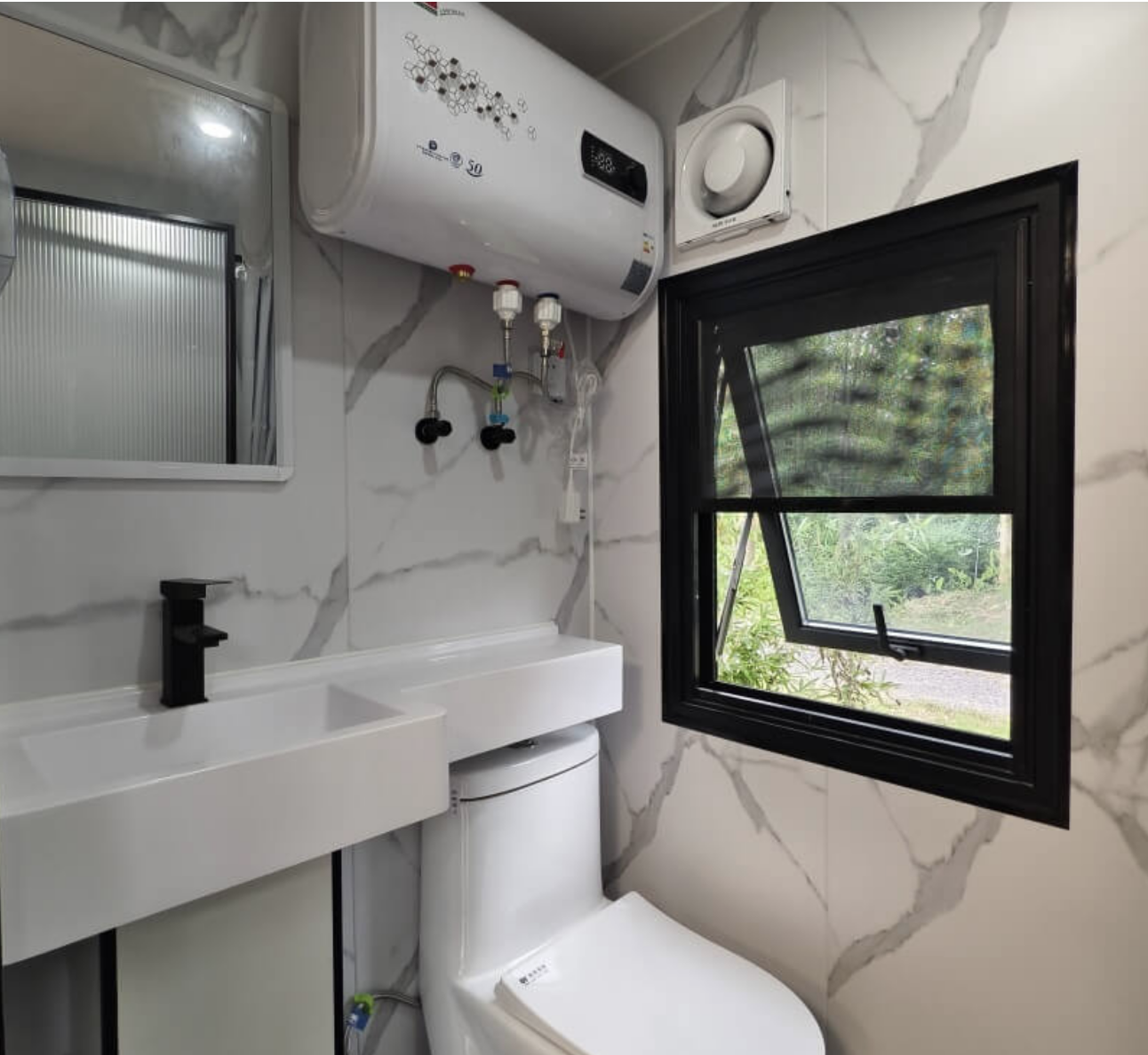 Glass Cottage 13 interior and exterior view 4