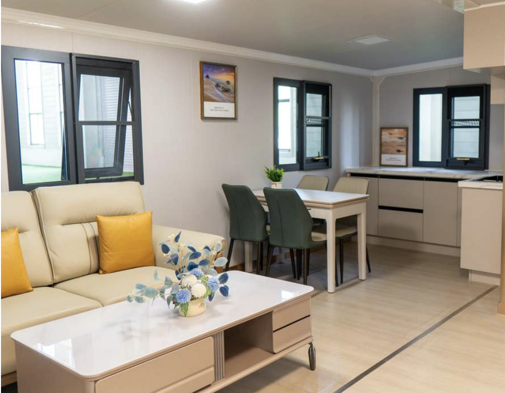 Aussie Cottage interior and exterior view 5