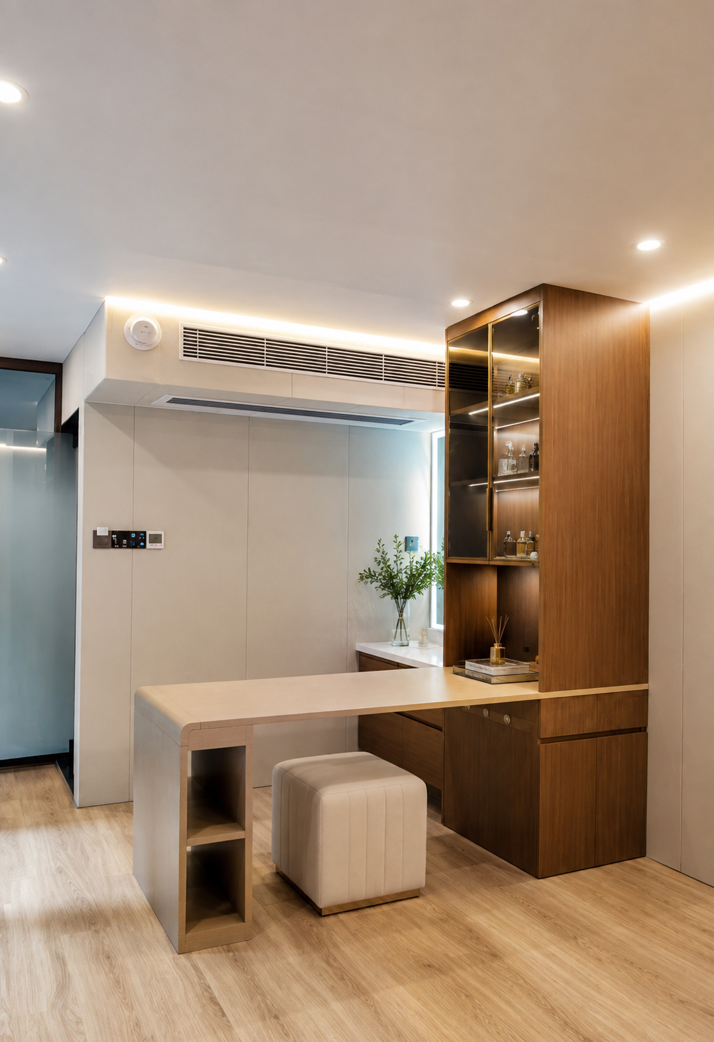 Glassline 18 interior and exterior view 4