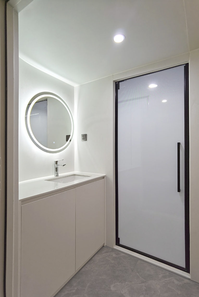 Vista 18 interior and exterior view 4